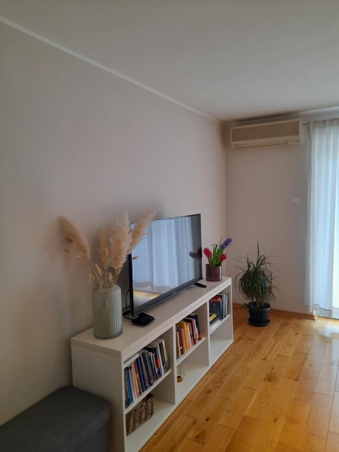 Apartments Antonia Makarska Bagian luar foto