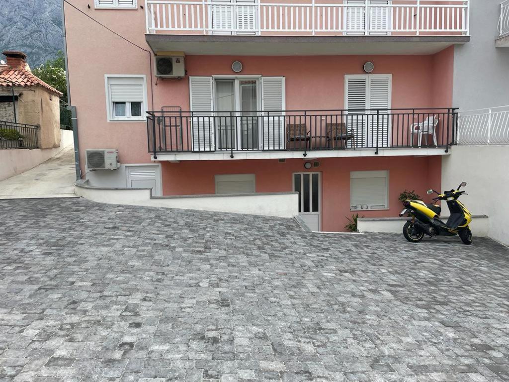 Apartments Antonia Makarska Bagian luar foto