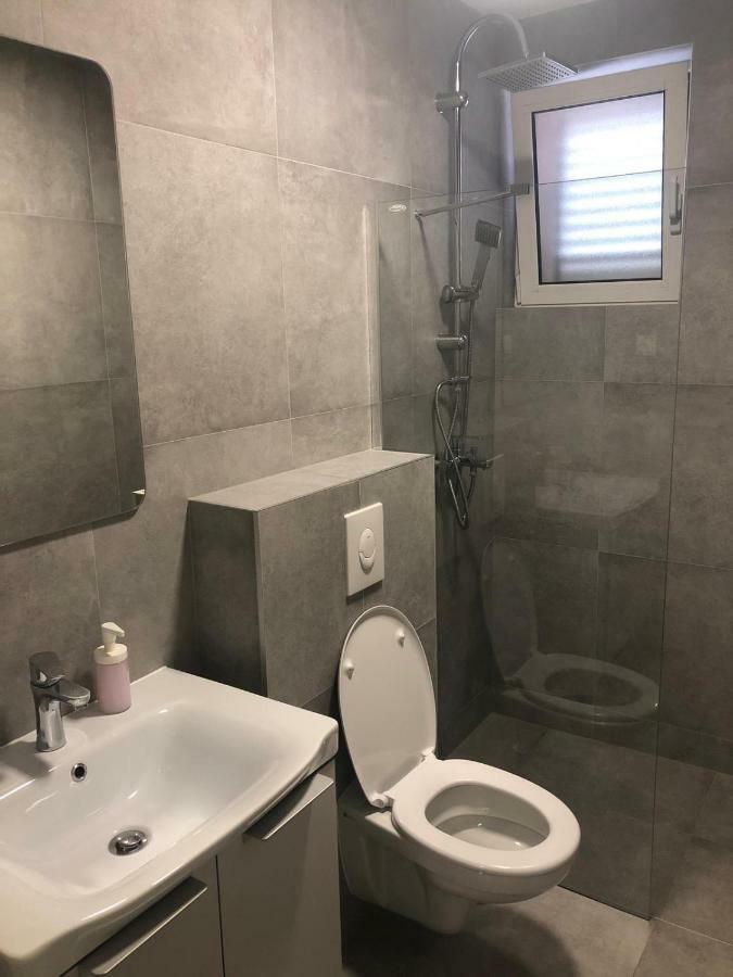 Apartments Antonia Makarska Bagian luar foto