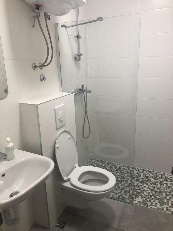 Apartments Antonia Makarska Bagian luar foto